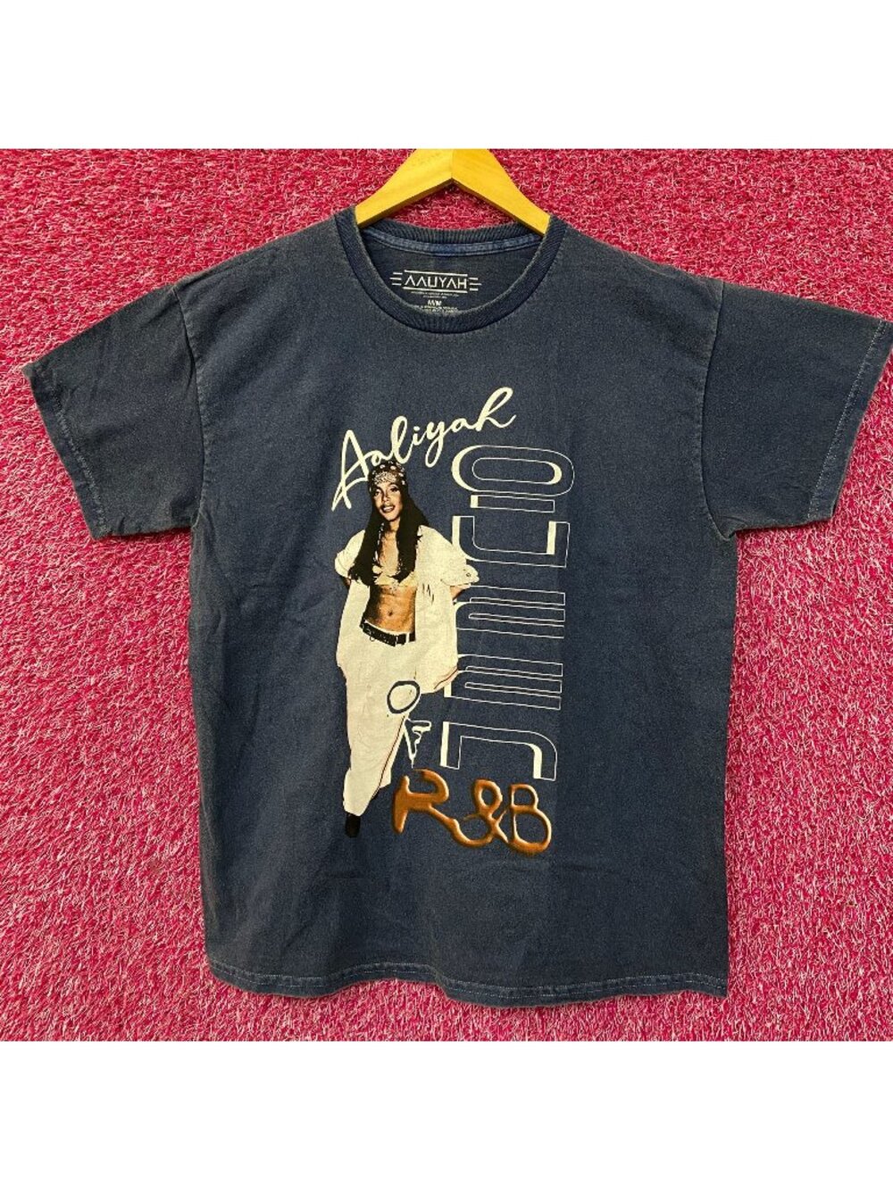 Aaliyah R&B Vintage-Style Washed Blue T-Shirt Medium